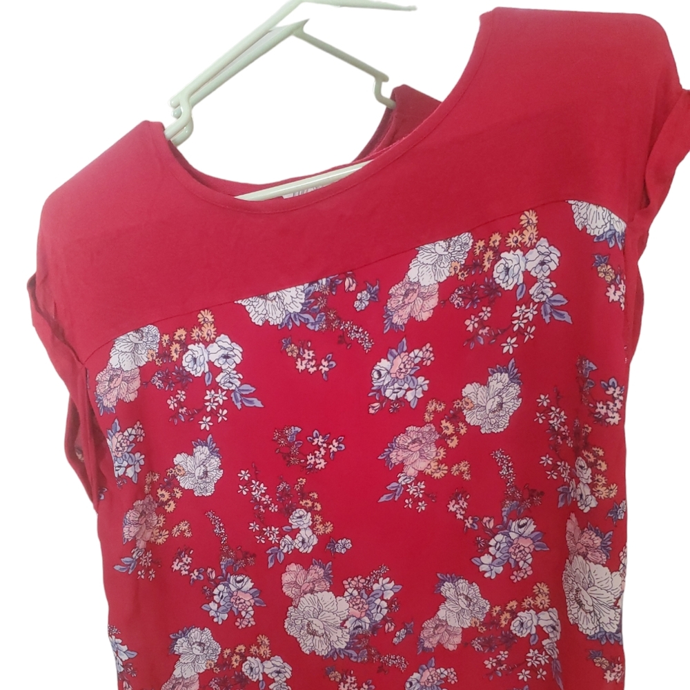 Red Top Pink & Blue Floral Cap Sleeve Sz M
